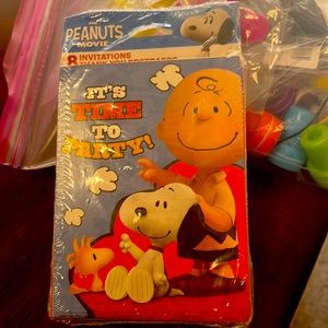 Brand new: The Peanuts Movie Party Invitations 8 pack